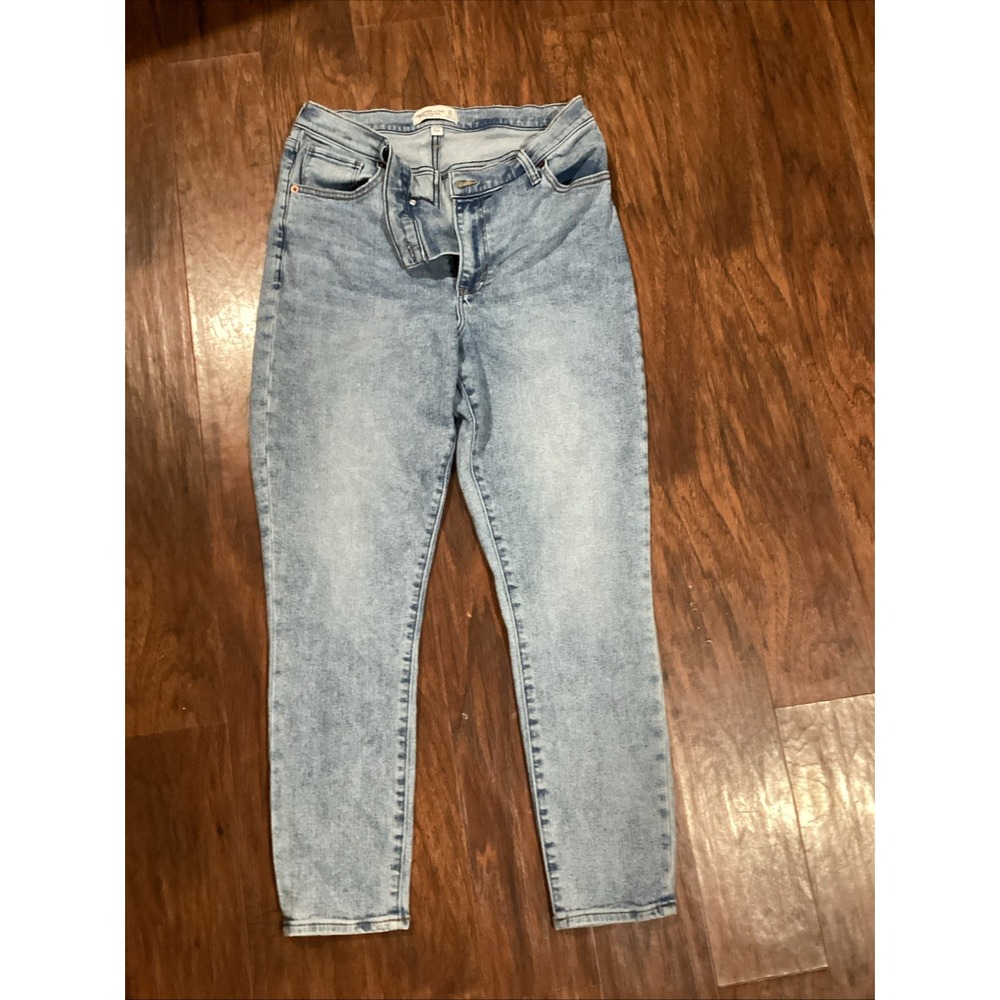 Abercrombie & Fitch Super Skinny Ankle Jeans Light Wash Size 14R High Rise Denim